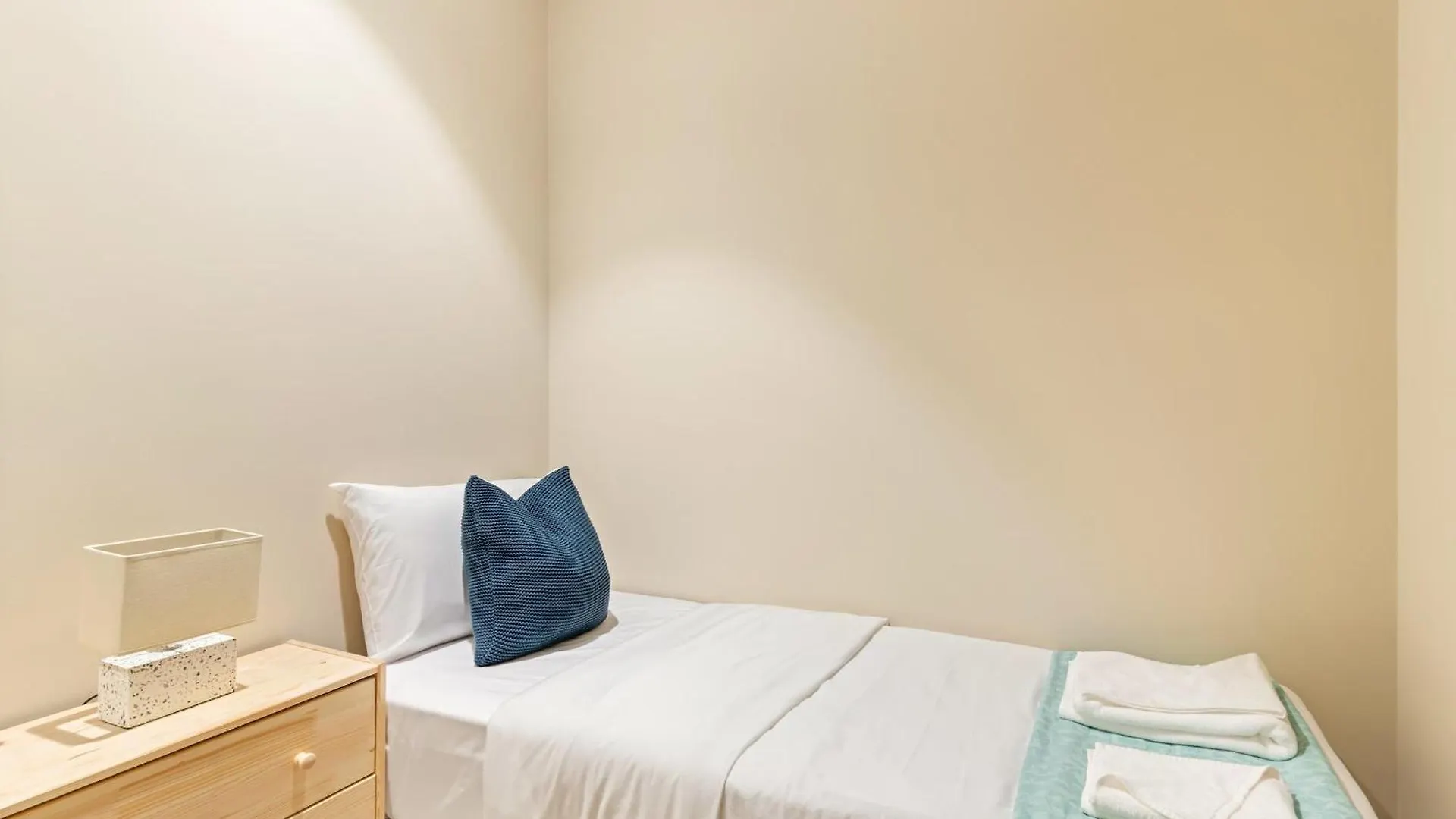 Silkhaus Luxury 2Bdr With Maid Room In Ajwan Towers Abu Dabi Daire